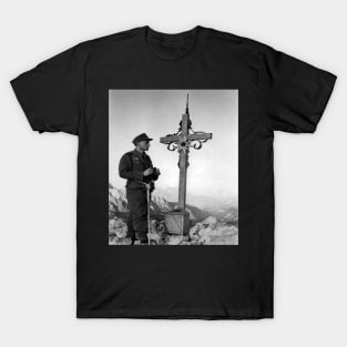 German Mountain Soldier Admiring His Land T-Shirt